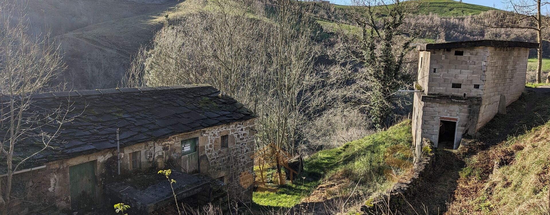 🌳 ¡Descubre esta encantadora cabaña con historia y vistas panorámicas al valle en Selaya! 🏡