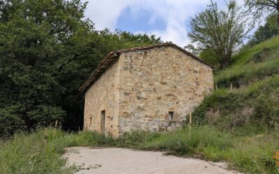 🏡 Ref. 3303 V – Cabaña de piedra independiente en Hijas, Puente Viesgo