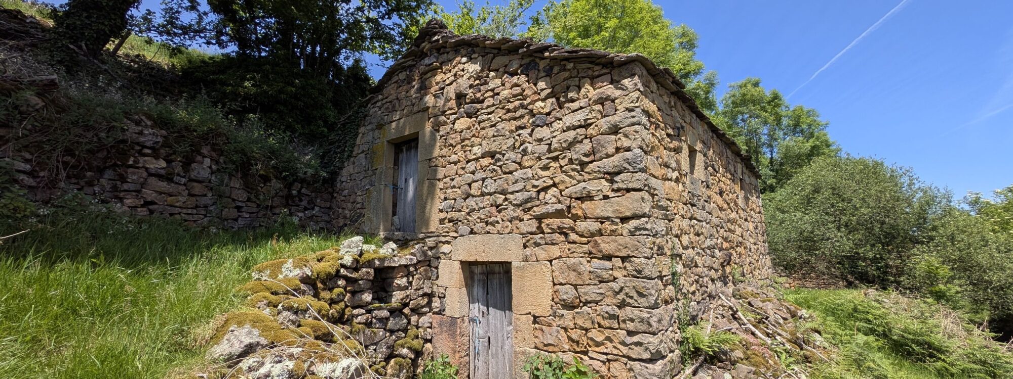 🏡 OPORTUNIDAD ÚNICA: CABAÑA PASIEGA EN SAN PEDRO DEL ROMERAL